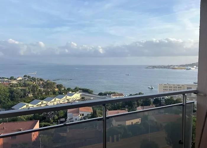 Lägenhet T2 Et Bord De